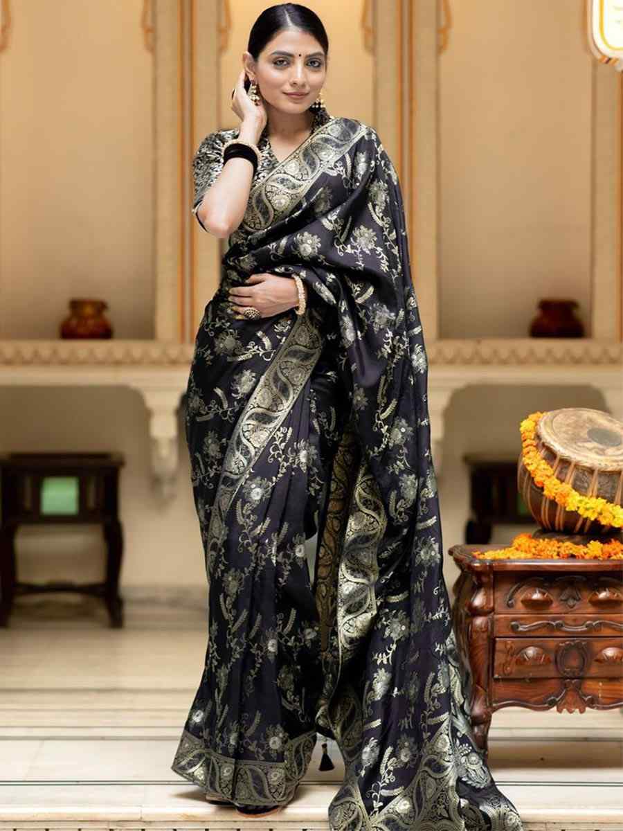 Black Banarasi Soft Silk Handwoven Wedding Festival Heavy Border Saree