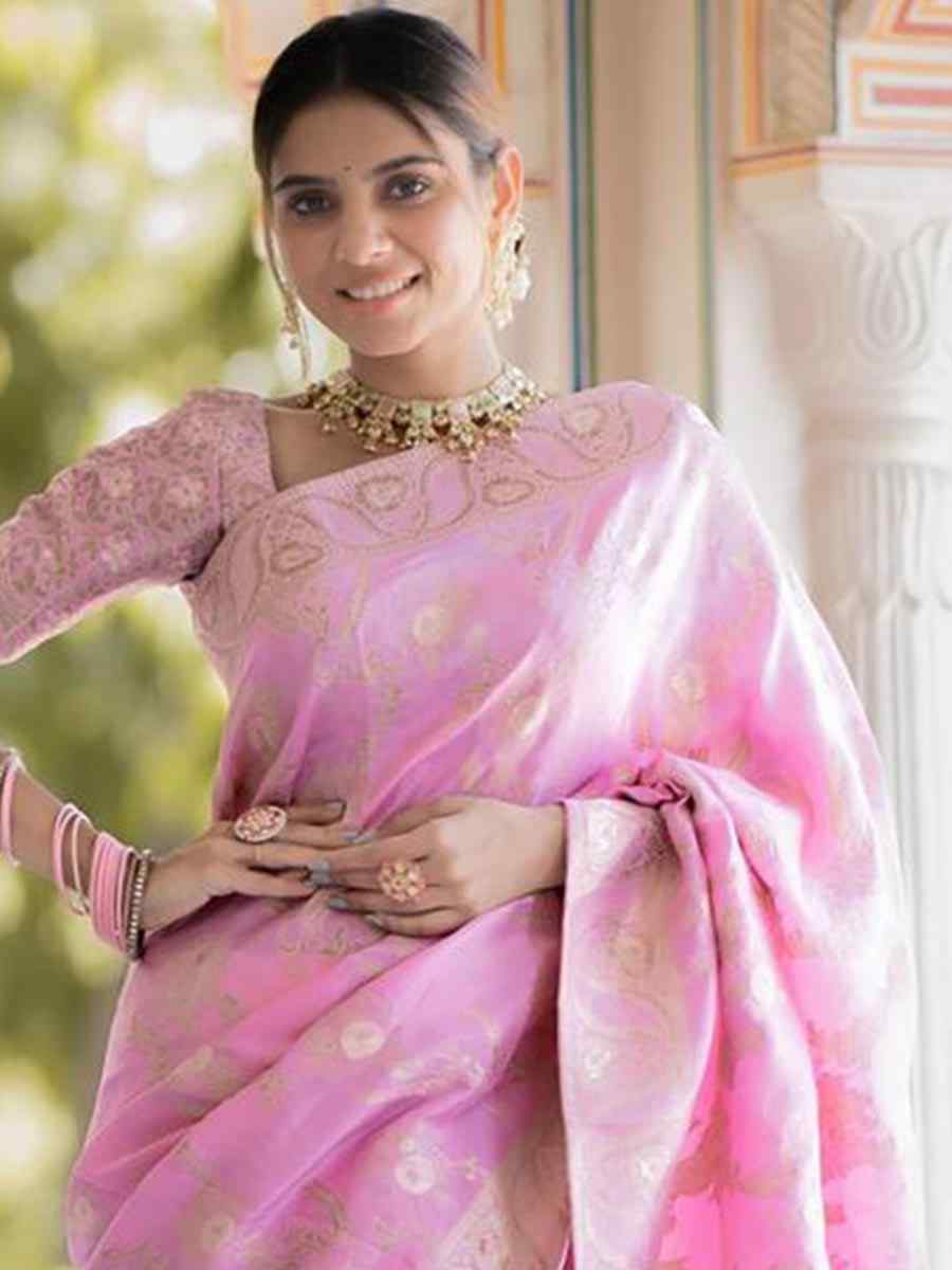 Light Pink Banarasi Soft Silk Handwoven Wedding Festival Heavy Border Saree