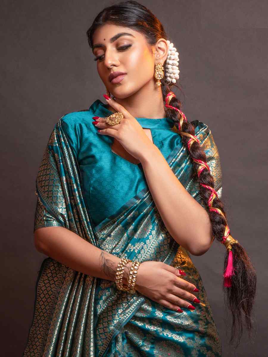 Teal Silk Handwoven Wedding Festival Heavy Border Saree