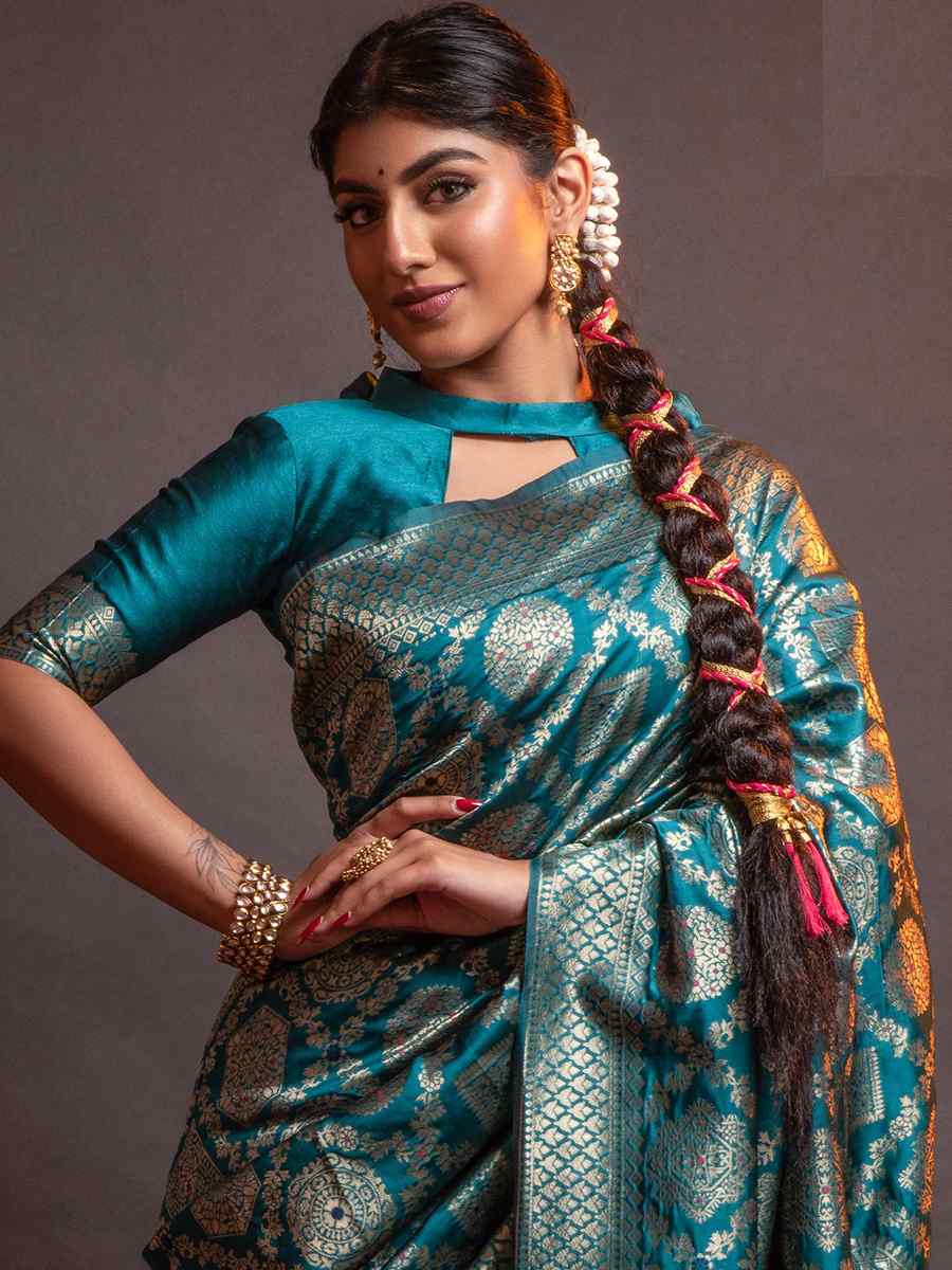 Teal Silk Handwoven Wedding Festival Heavy Border Saree