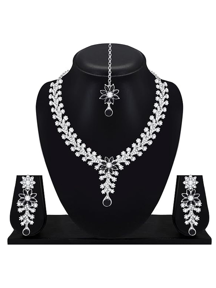 Black Alloy Festival Wear Kundan Necklace