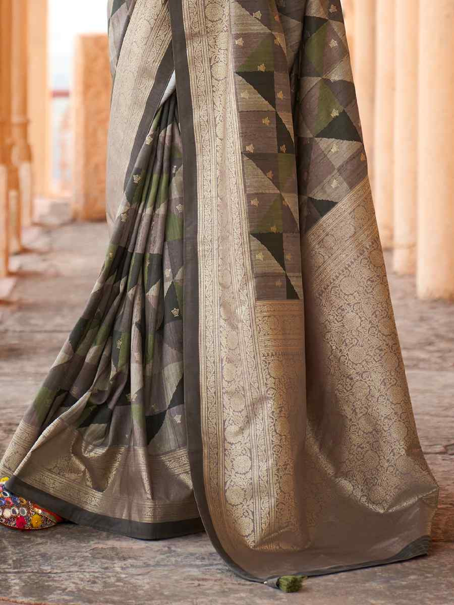 Black Poly Viscose Silk Handwoven Festival Wedding Heavy Border Saree