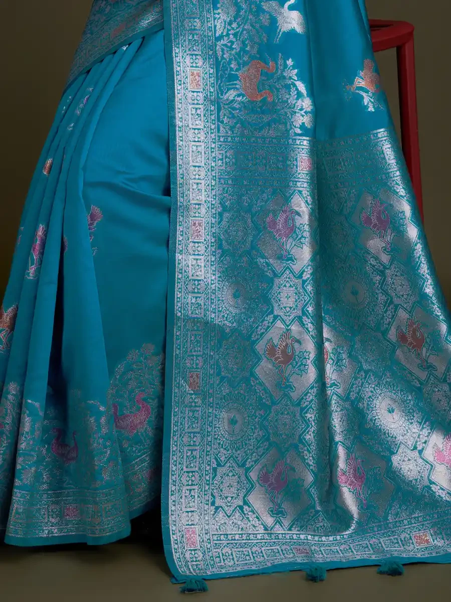 Blue Soft Silk Handwoven Festival Wedding Heavy Border Saree