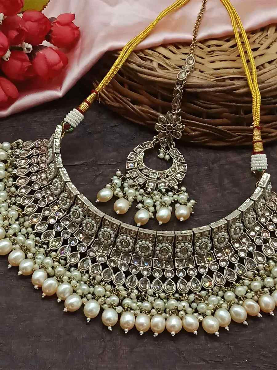 Cream Alloy Festival Wear Kundan Necklace