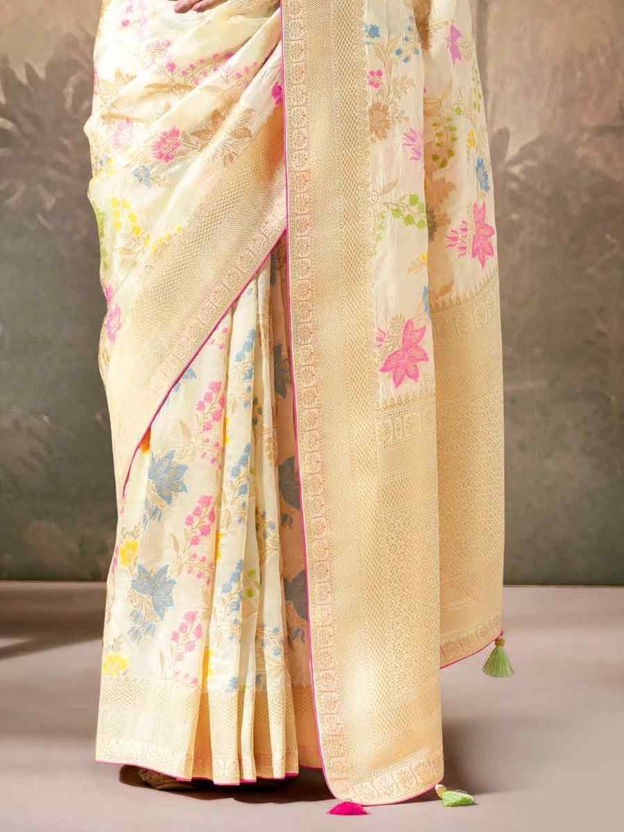 Cream Munga Silk Embroidered Reception Wedding Heavy Border Saree