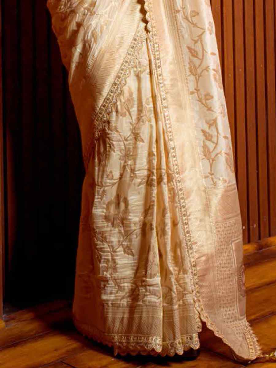 Cream Silk Handwoven Festival Wedding Heavy Border Saree