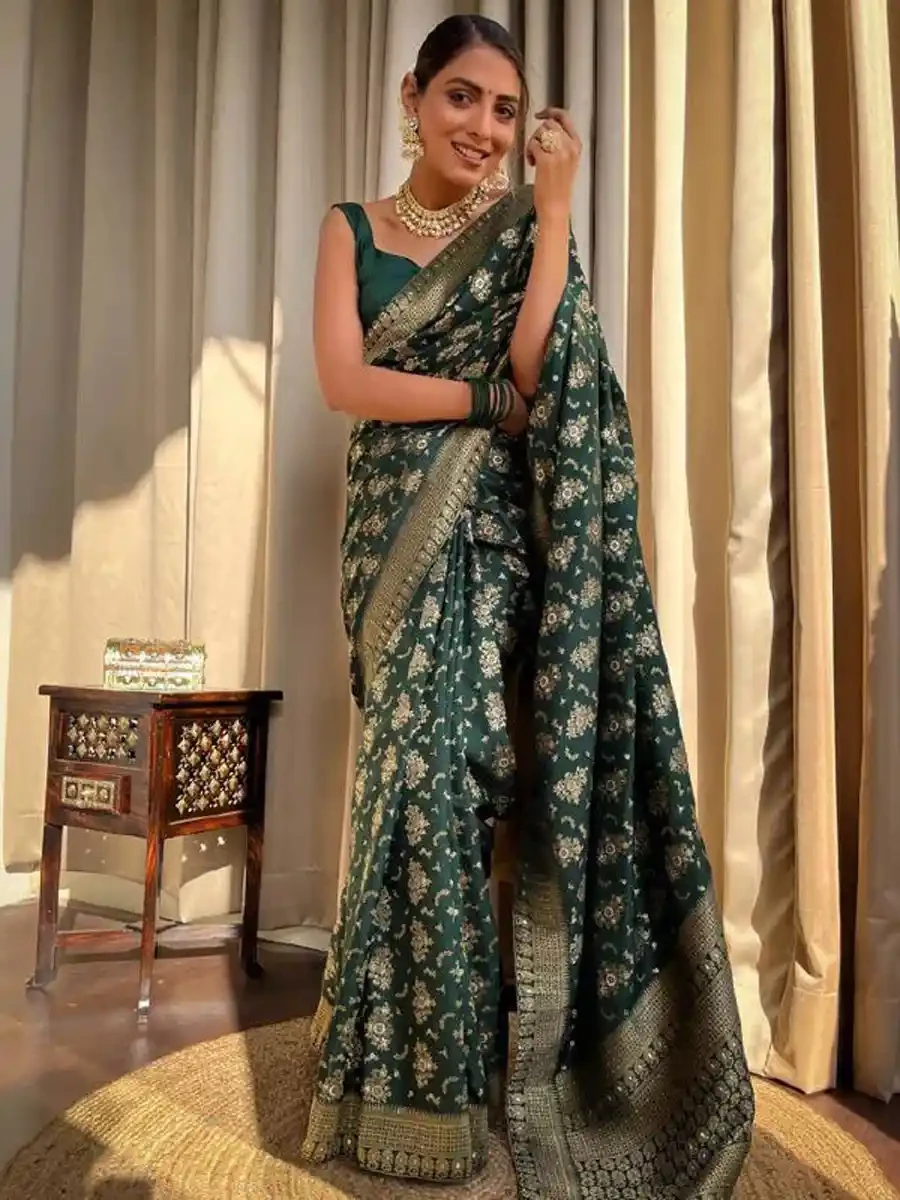 Dark Green Banarasi Silk Handwoven Festival Wedding Heavy Border Saree