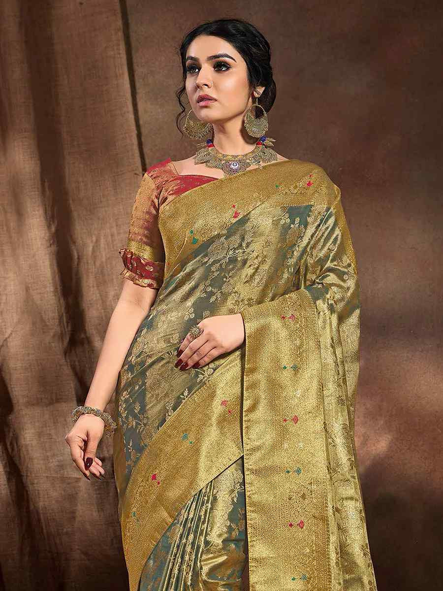 Dark Green Silk Handwoven Festival Wedding Heavy Border Saree