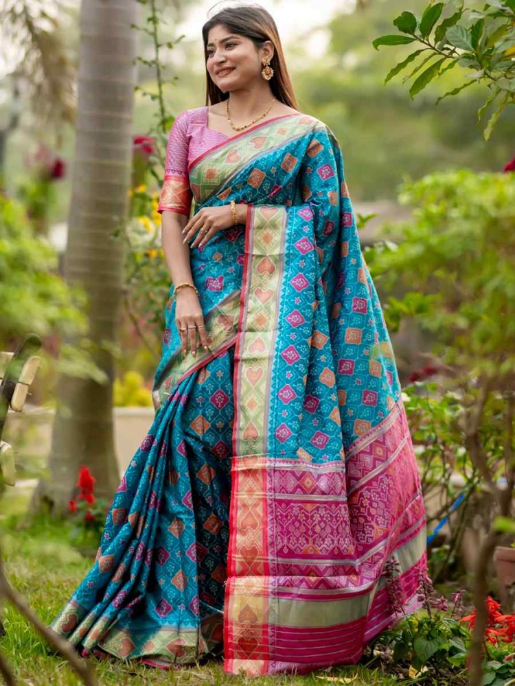 Firozi Banarasi Silk Handwoven Festival Casual Classic Style Saree