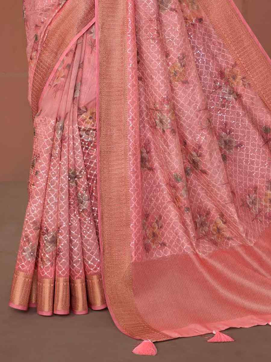 Gajri Silk Embroidered Reception Party Heavy Border Saree