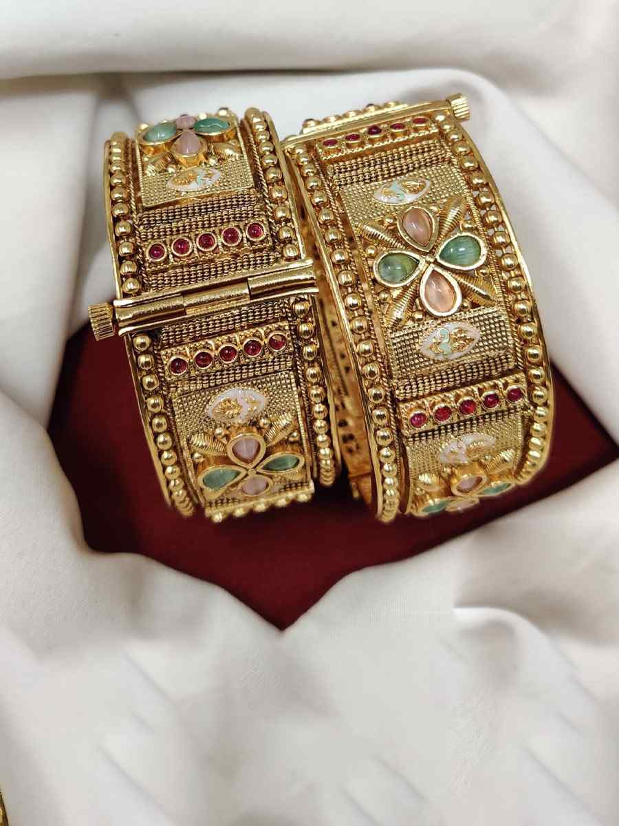 Gold Copper Party Wear Jadau Bangles