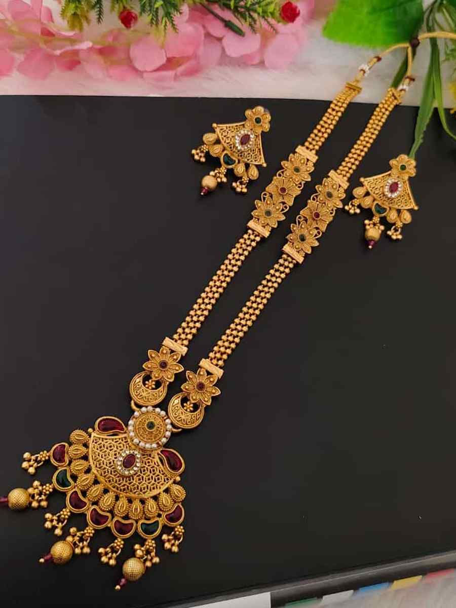 Golden Alloy Festival Wear Kundan Necklace