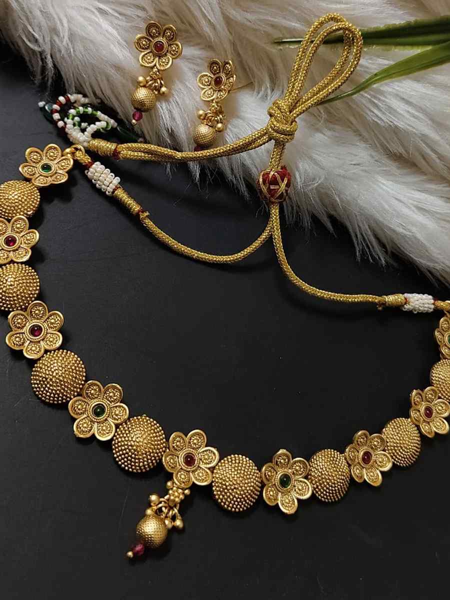 Golden Alloy Festival Wear Kundan Necklace