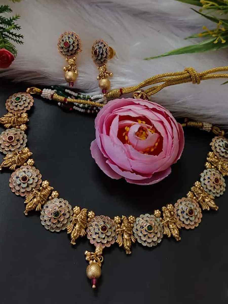 Golden Alloy Festival Wear Kundan Necklace