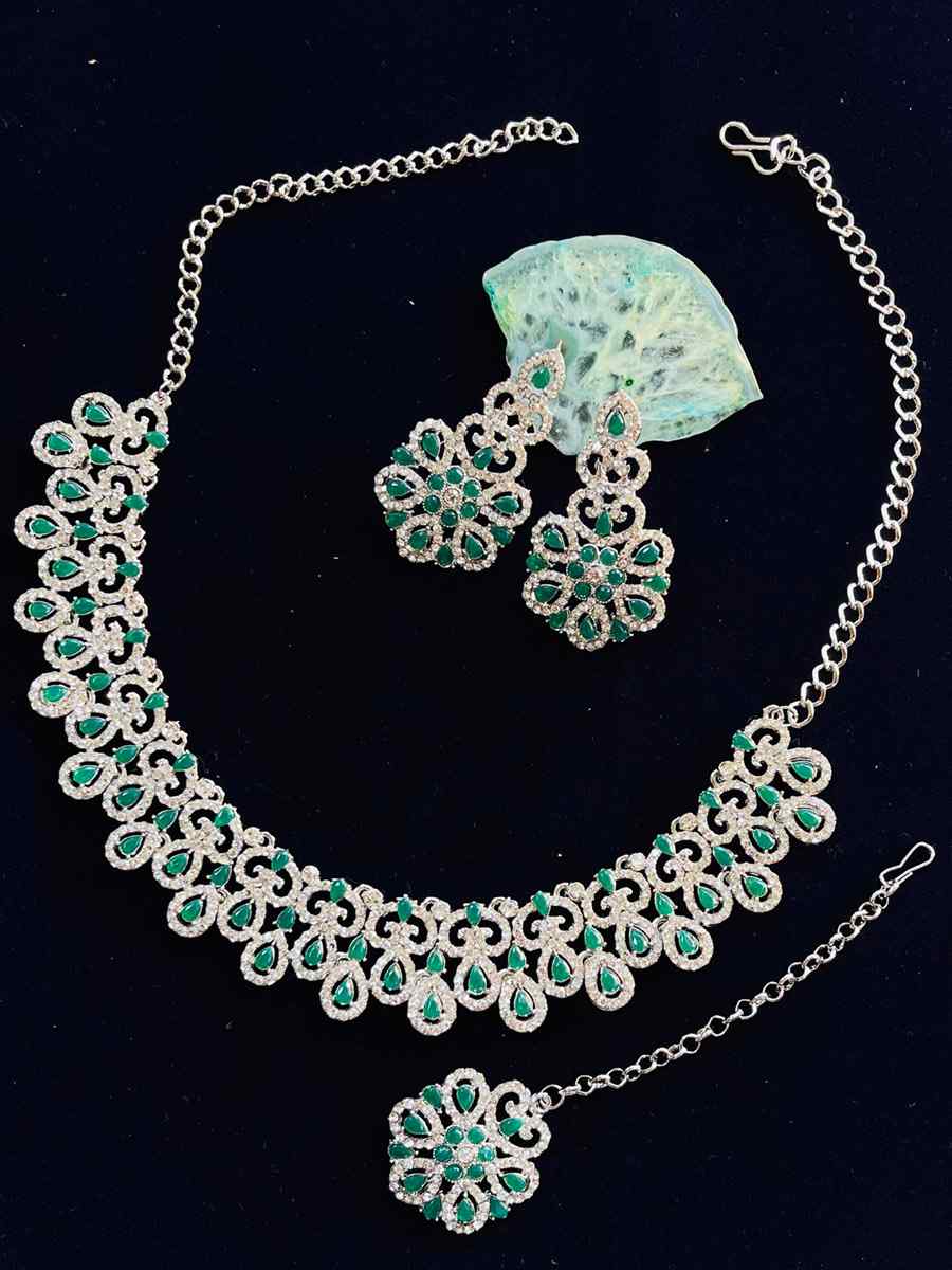 Green Alloy Festival Wear Diamonds Necklace