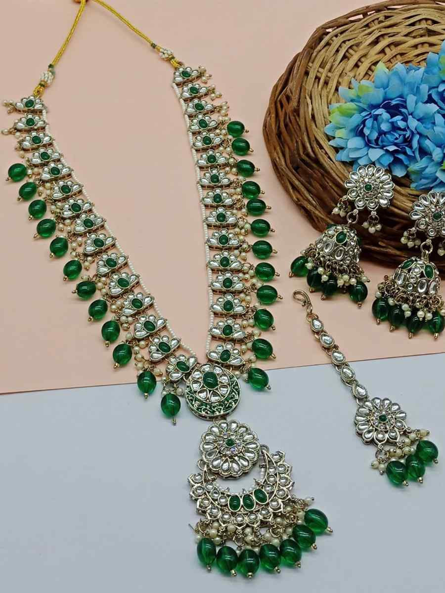 Green Alloy Festival Wear Kundan Necklace