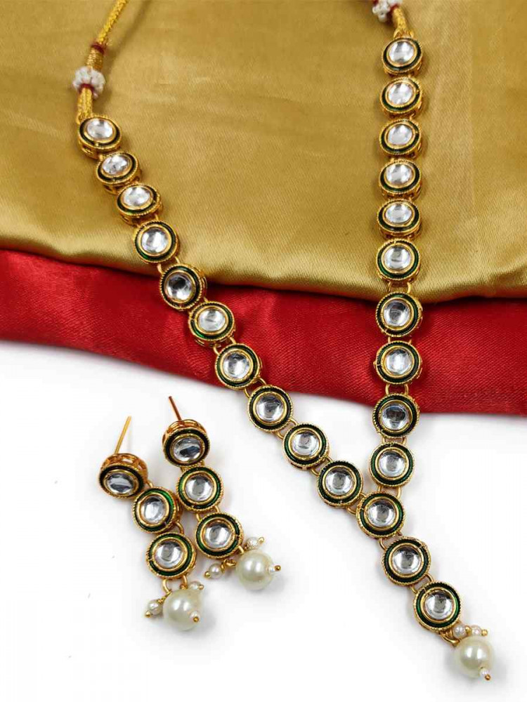 Green Alloy Festival Wear Kundan Necklace