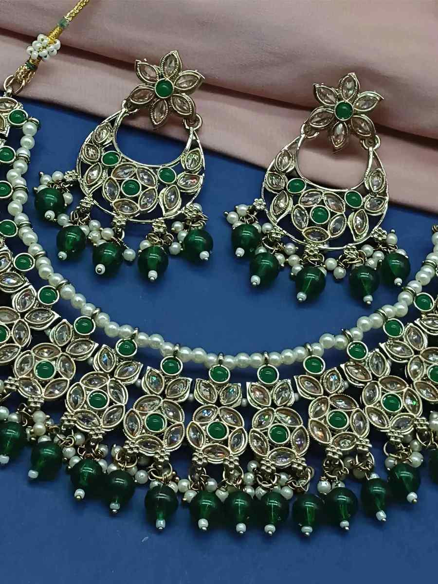 Green Alloy Festival Wear Kundan Necklace