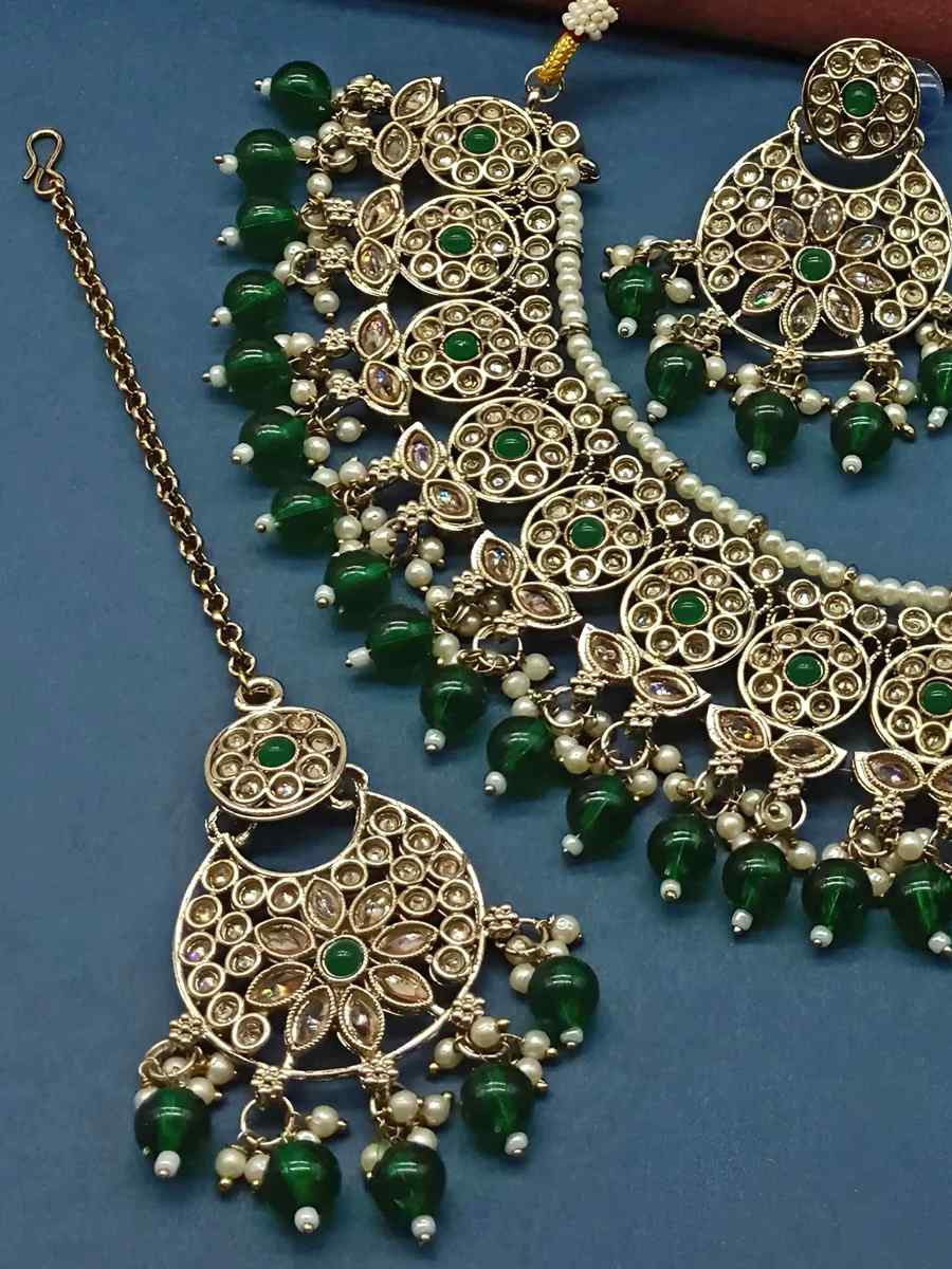 Green Alloy Festival Wear Kundan Necklace