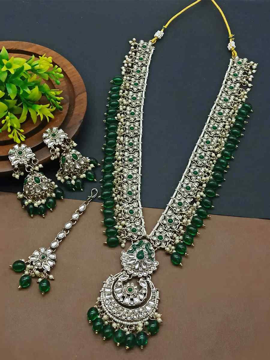 Green Alloy Festival Wear Kundan Necklace