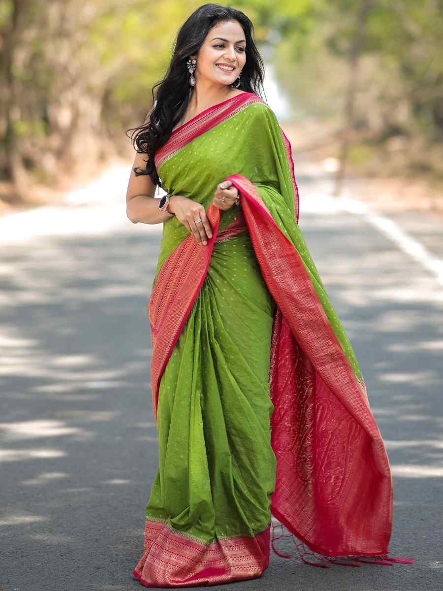 Green Georgette Silk Handwoven Casual Festival Heavy Border Saree