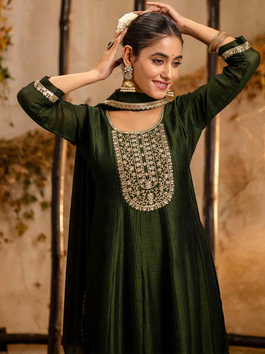 Green Silk Blend Embroidered Party Casual Ready Anarkali Salwar Kameez