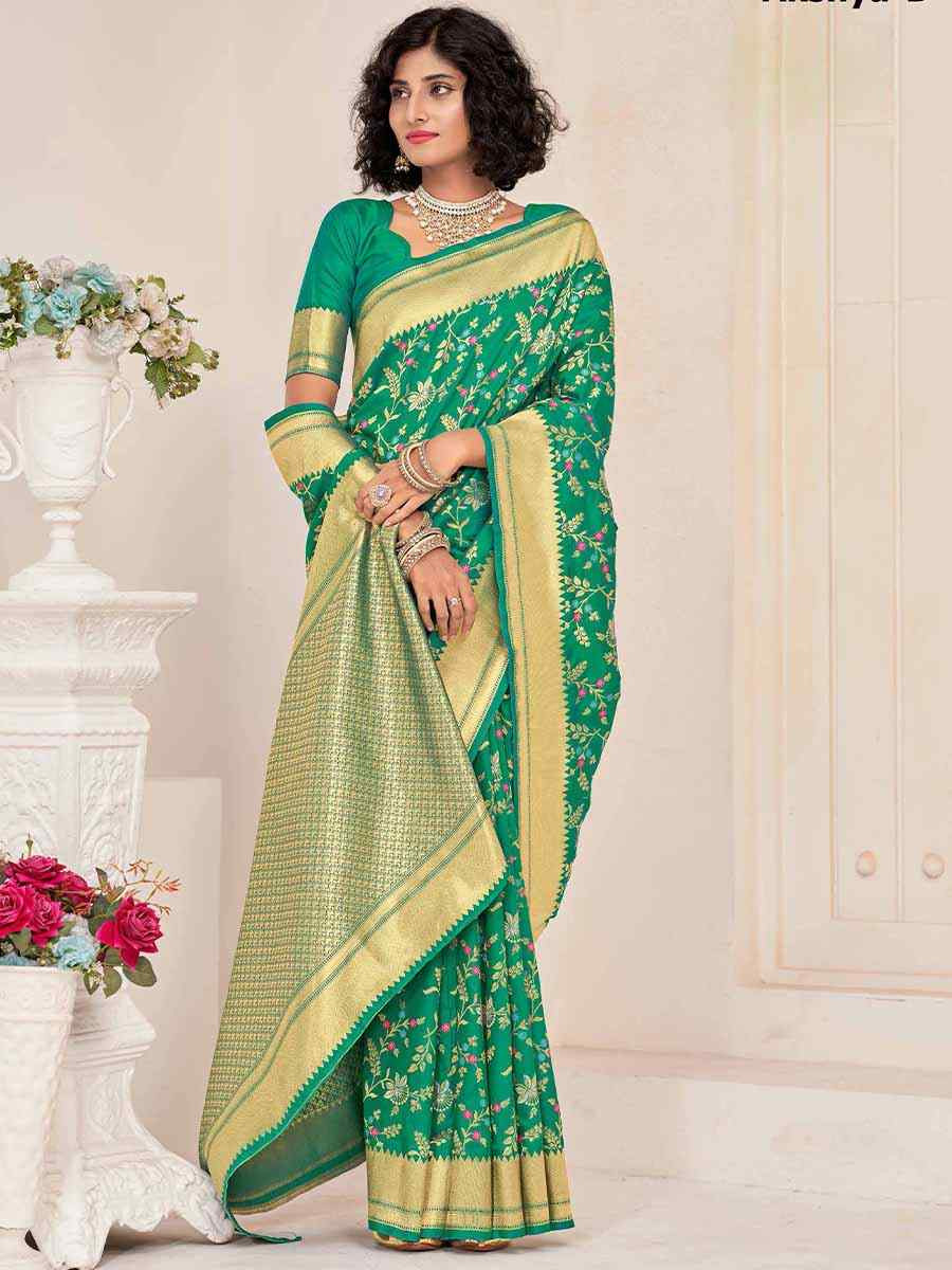 Green Silk Handwoven Festival Casual Heavy Border Saree