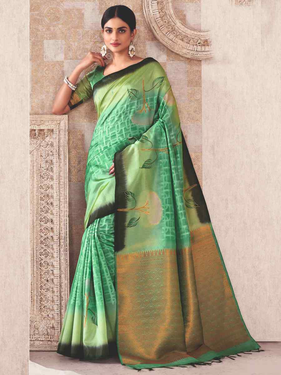 Green Silk Handwoven Festival Wedding Heavy Border Saree