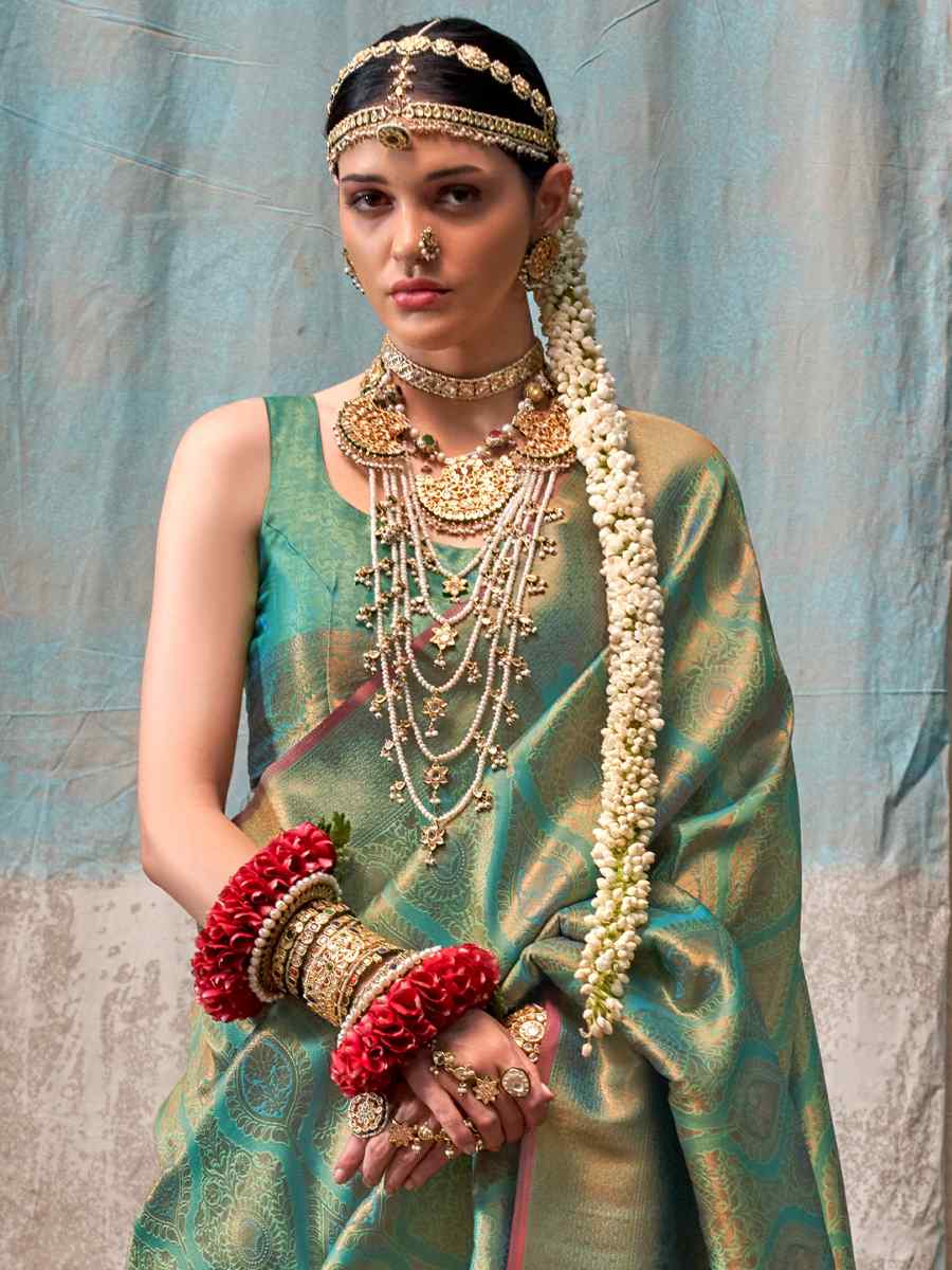 Green Silk Handwoven Festival Wedding Heavy Border Saree