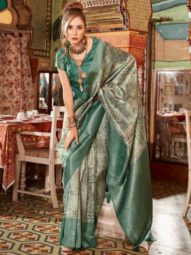 Green Soft Silk Handwoven Festival Wedding Heavy Border Saree