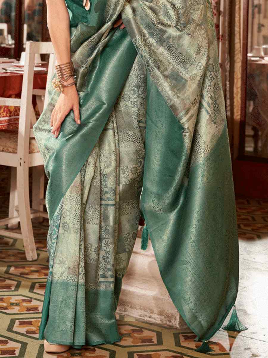 Green Soft Silk Handwoven Festival Wedding Heavy Border Saree