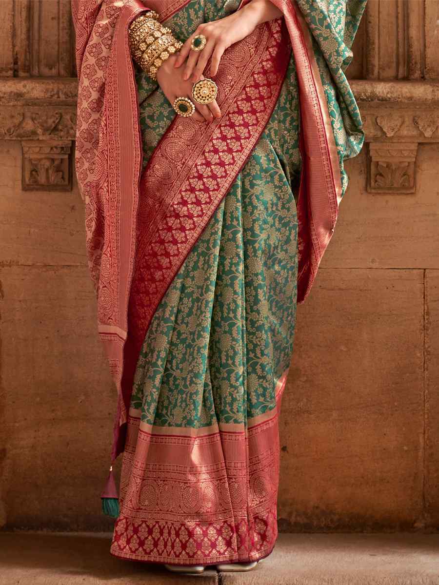 Green Soft Silk Handwoven Wedding Festival Heavy Border Saree