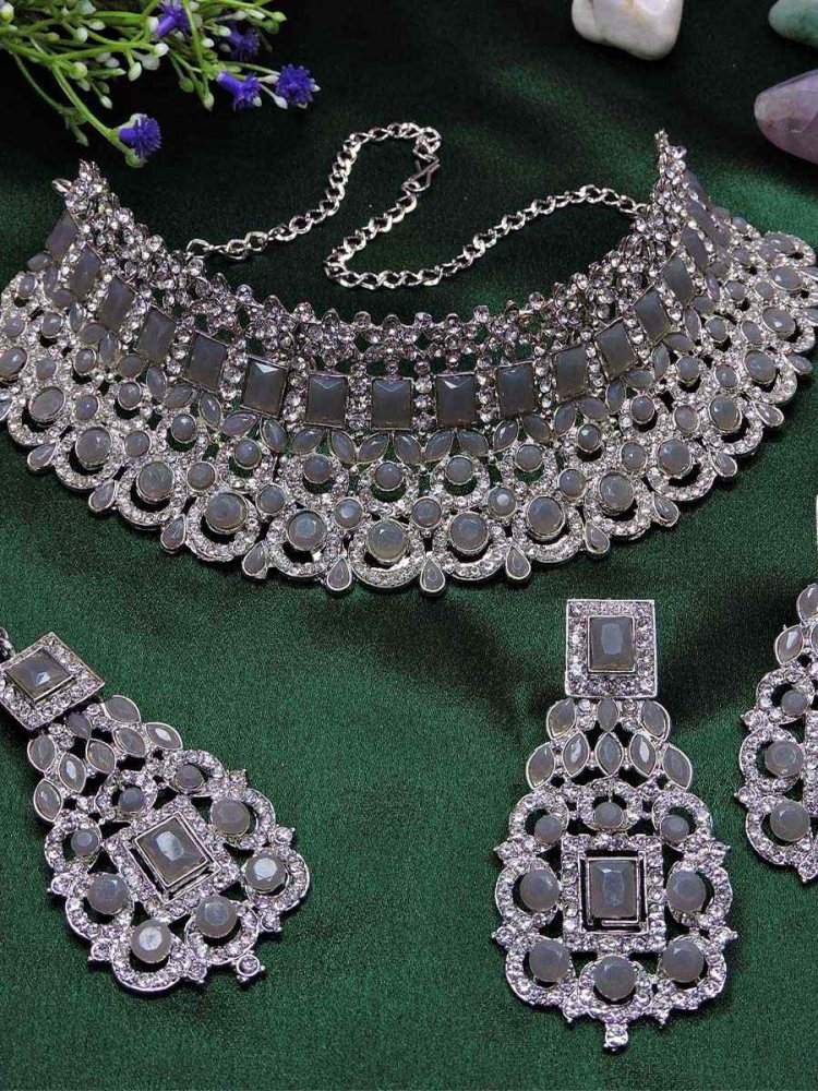 Grey Alloy Festival Wear Kundan Necklace