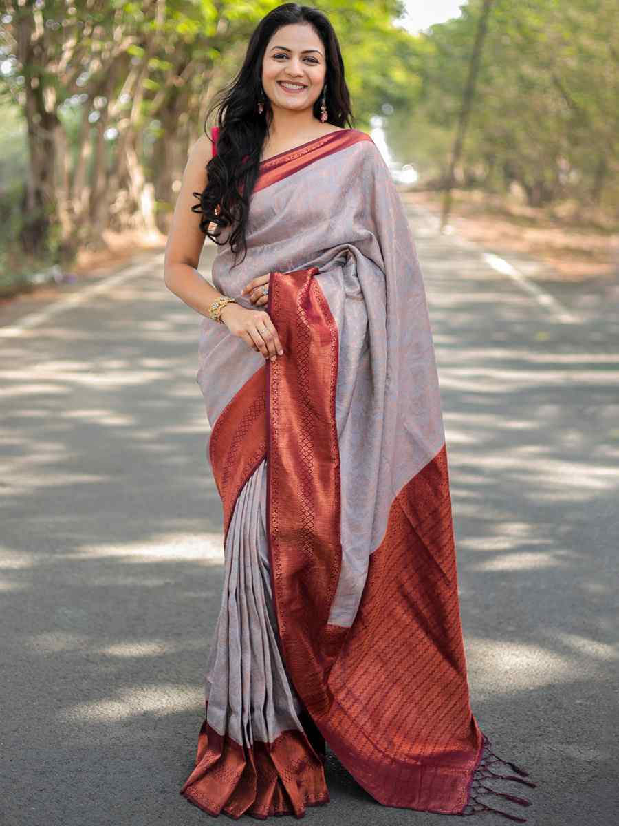 Grey Kubera Pattu Handwoven Wedding Festival Heavy Border Saree