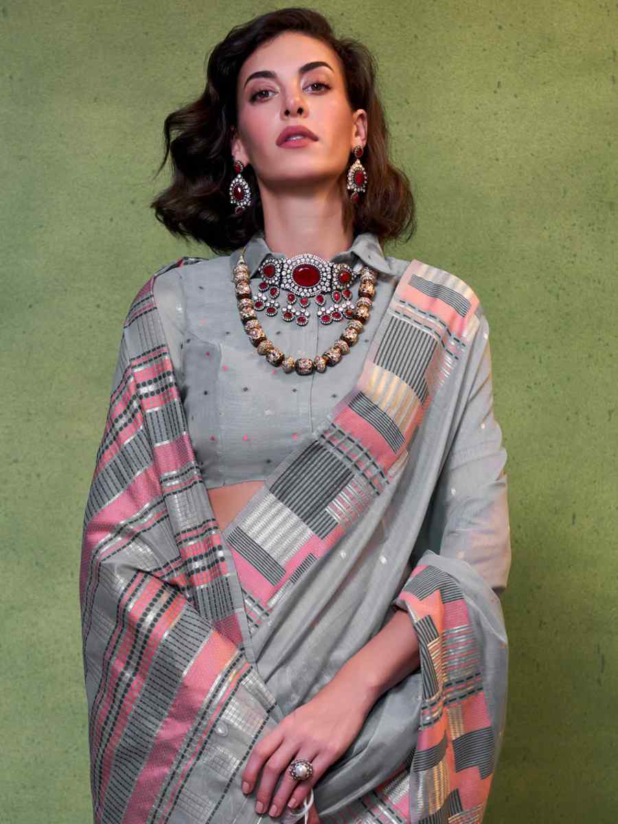 Grey Malmal Cotton Handwoven Wedding Festival Heavy Border Saree