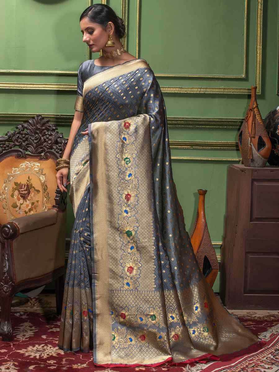 Grey Silk Handwoven Wedding Festival Heavy Border Saree