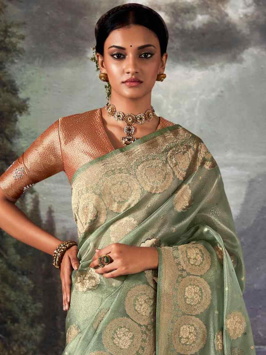 Hunter Green Organza Handwoven Festival Wedding Heavy Border Saree