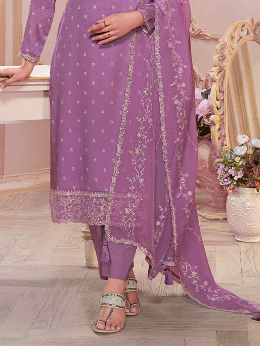 Lavender Heavy Silk Embroidered Festival Mehendi Pant Salwar Kameez