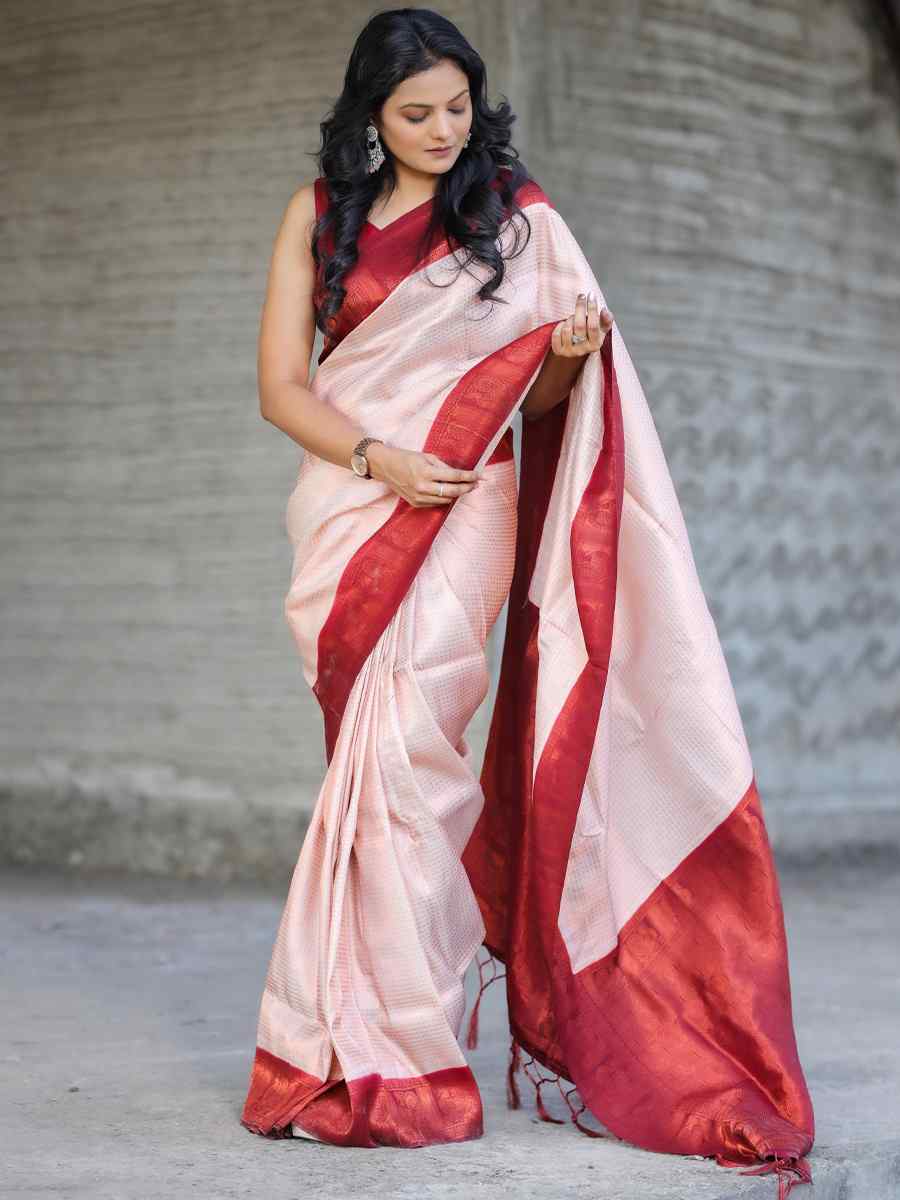 Light Red Kubera Pattu Handwoven Casual Festival Heavy Border Saree