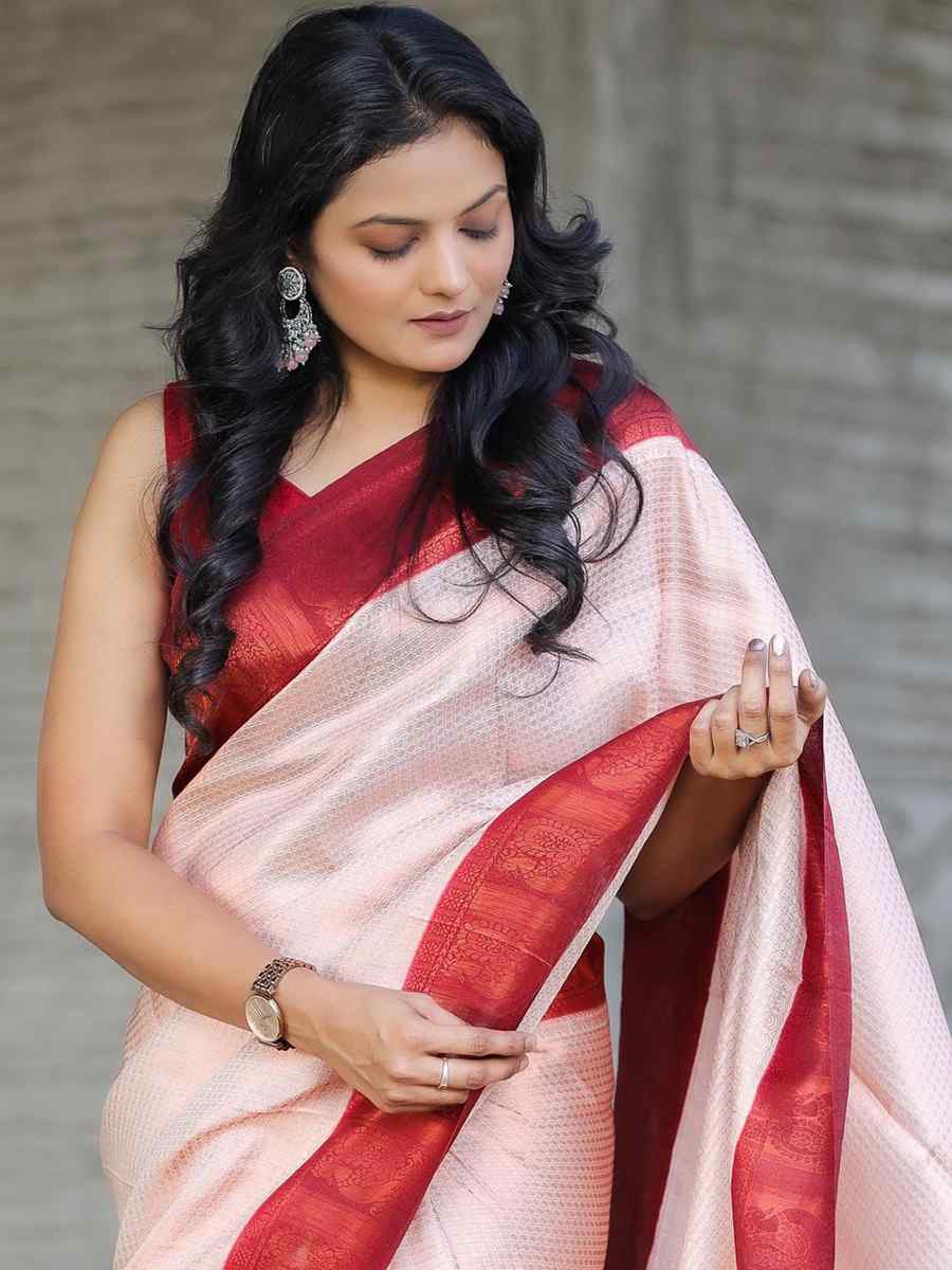 Light Red Kubera Pattu Handwoven Casual Festival Heavy Border Saree