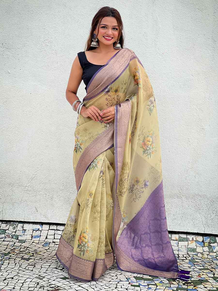 Light Yellow Crush Tissue Handwoven Festival Casual Heavy Border Saree