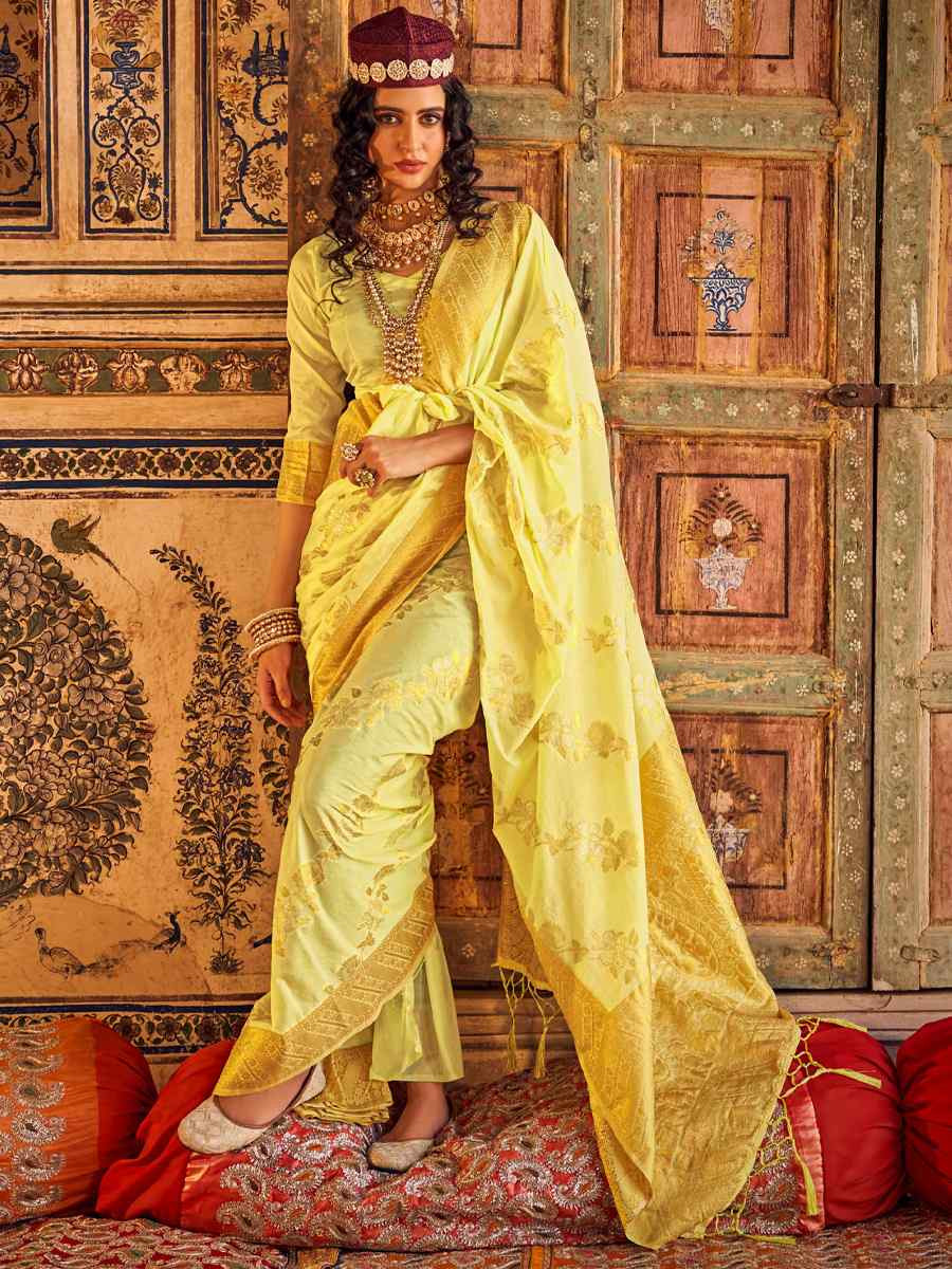 Light Yellow Georgette Silk Handwoven Festival Wedding Heavy Border Saree