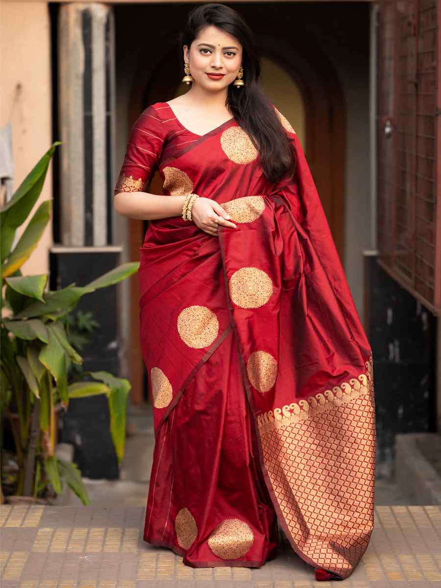 Maroon Soft Silk Handwoven Wedding Festival Heavy Border Saree