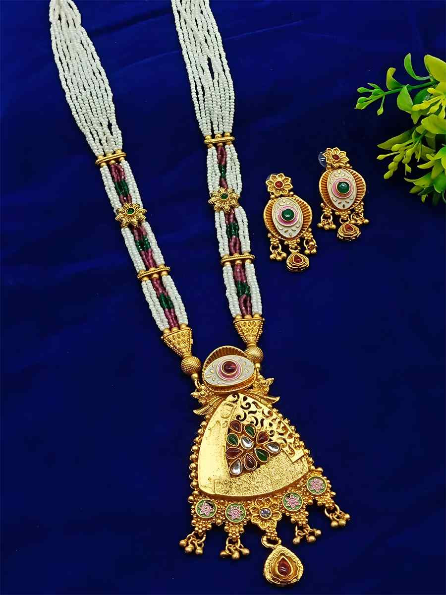 Multi Alloy Festival Wear Kundan Necklace