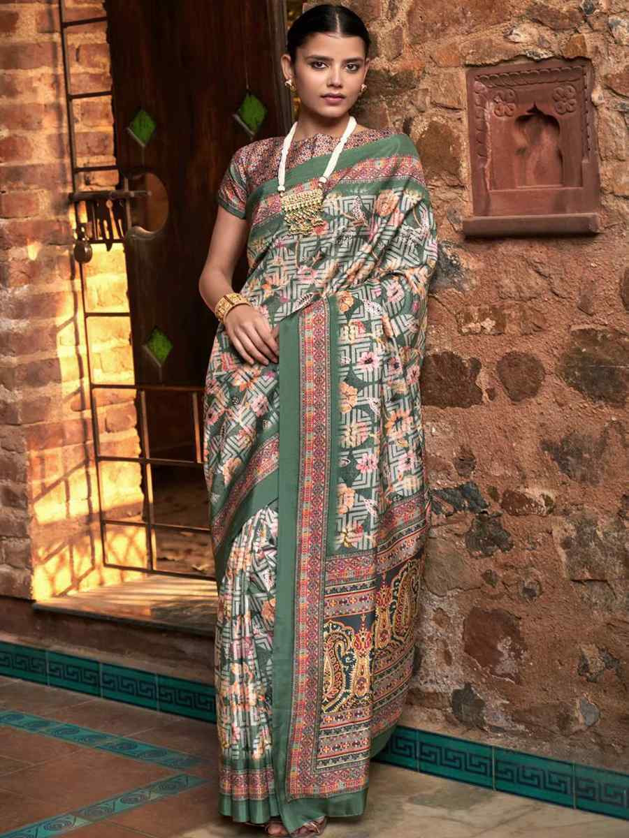 Multi Premium Soft Silk Handwoven Festival Casual Classic Style Saree