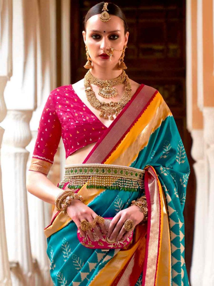 Blue Bridal Sari with Big Border - Saree Blouse Patterns