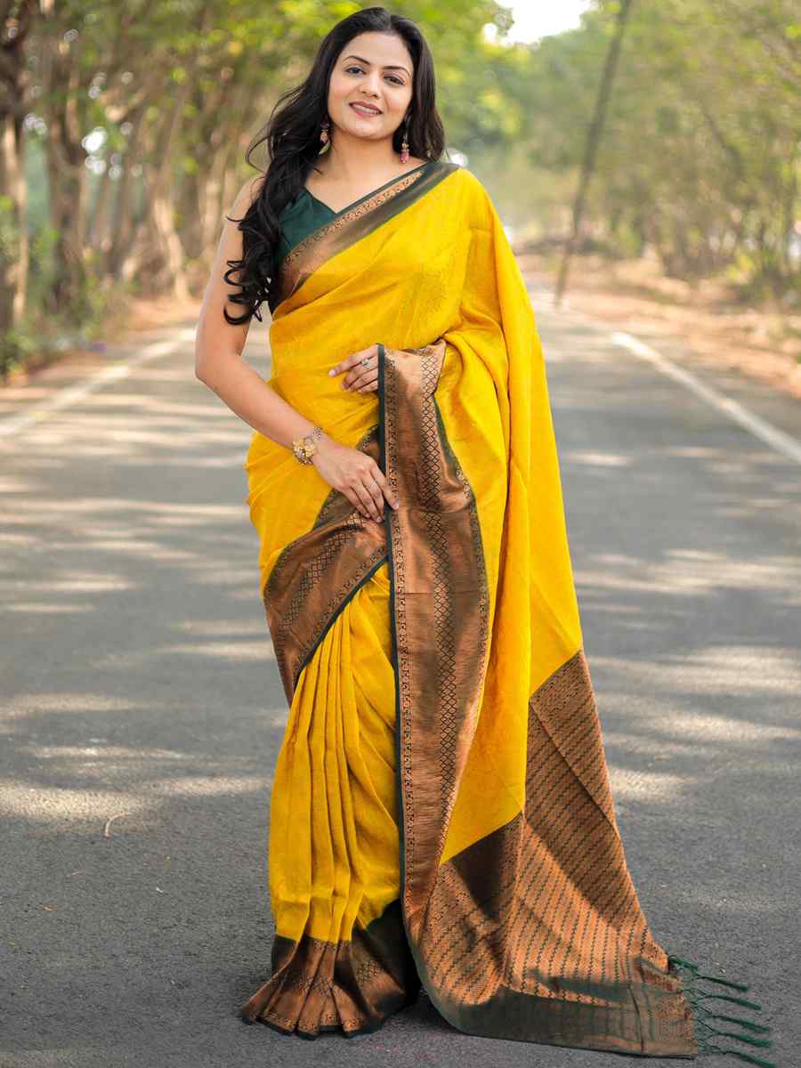 Musturd Kubera Pattu Handwoven Wedding Festival Heavy Border Saree