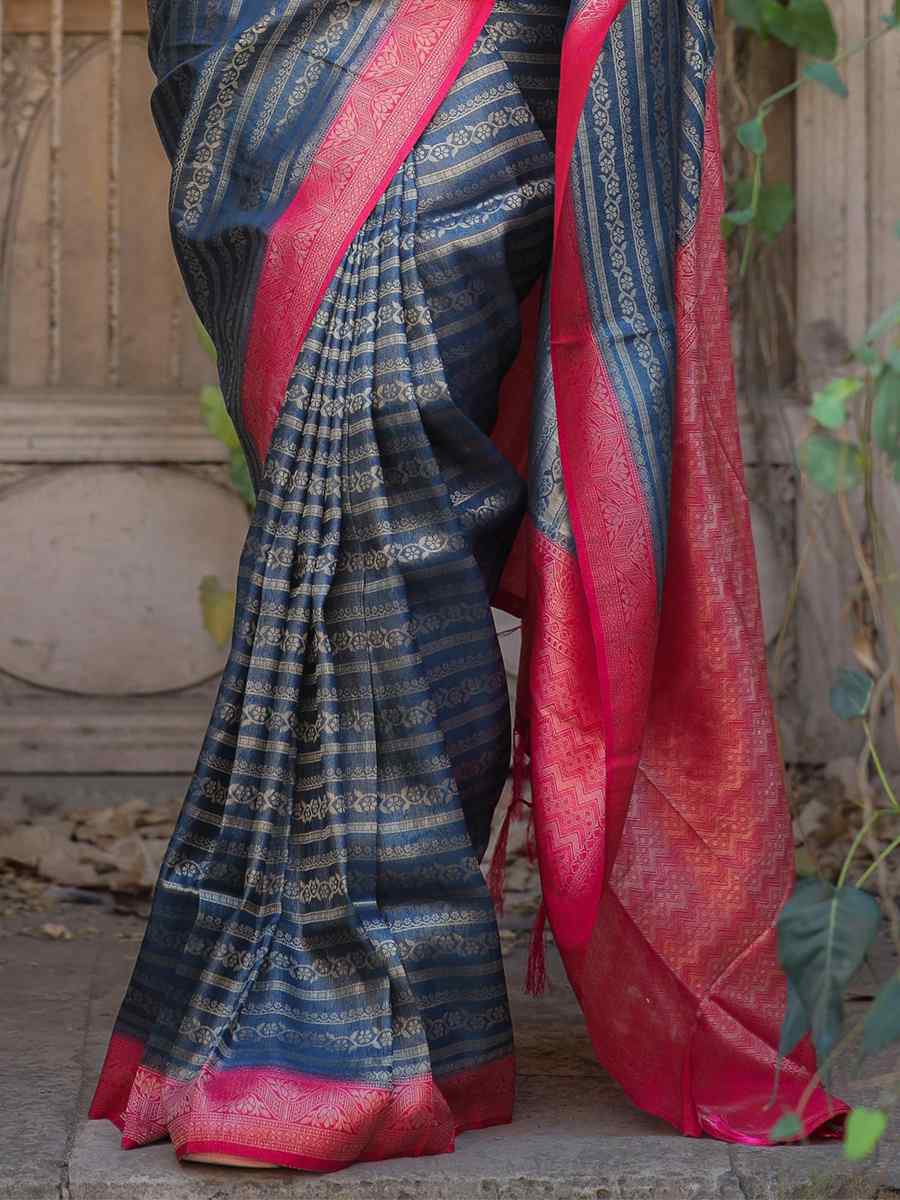 Navy Blue Kubera Pattu Handwoven Casual Festival Heavy Border Saree