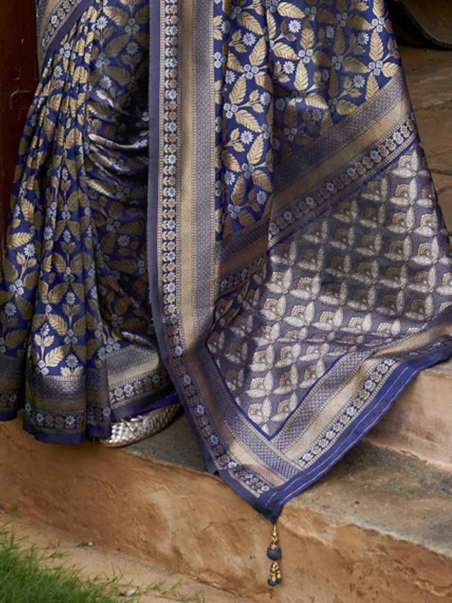 Navy Blue Poly Viscose Silk Banarasi Silk Handwoven Festival Casual Heavy Border Saree