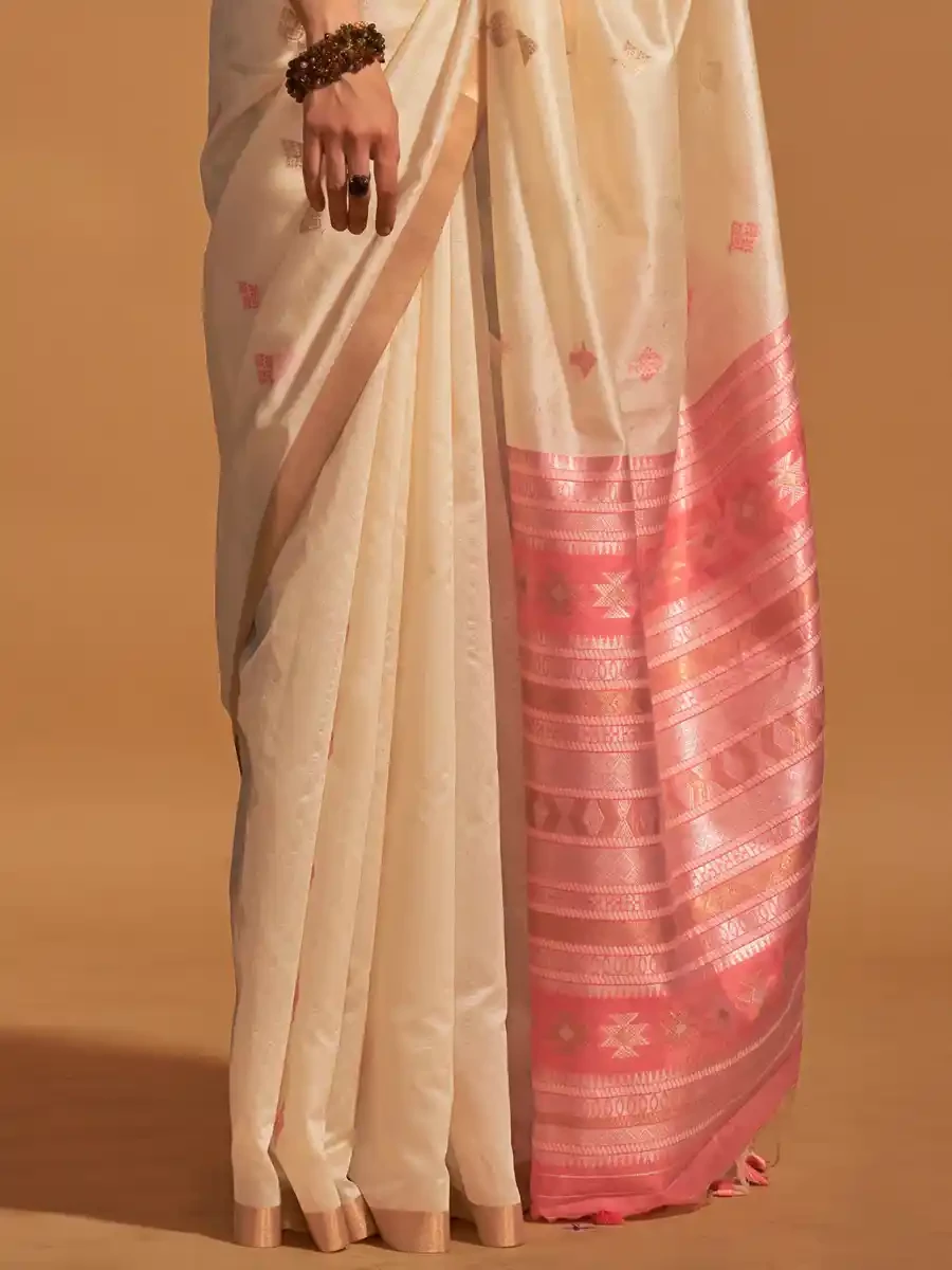 Off White Silk Handwoven Festival Casual Heavy Border Saree